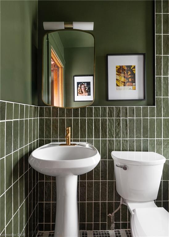 26 Arthur Street N Property Photo 42