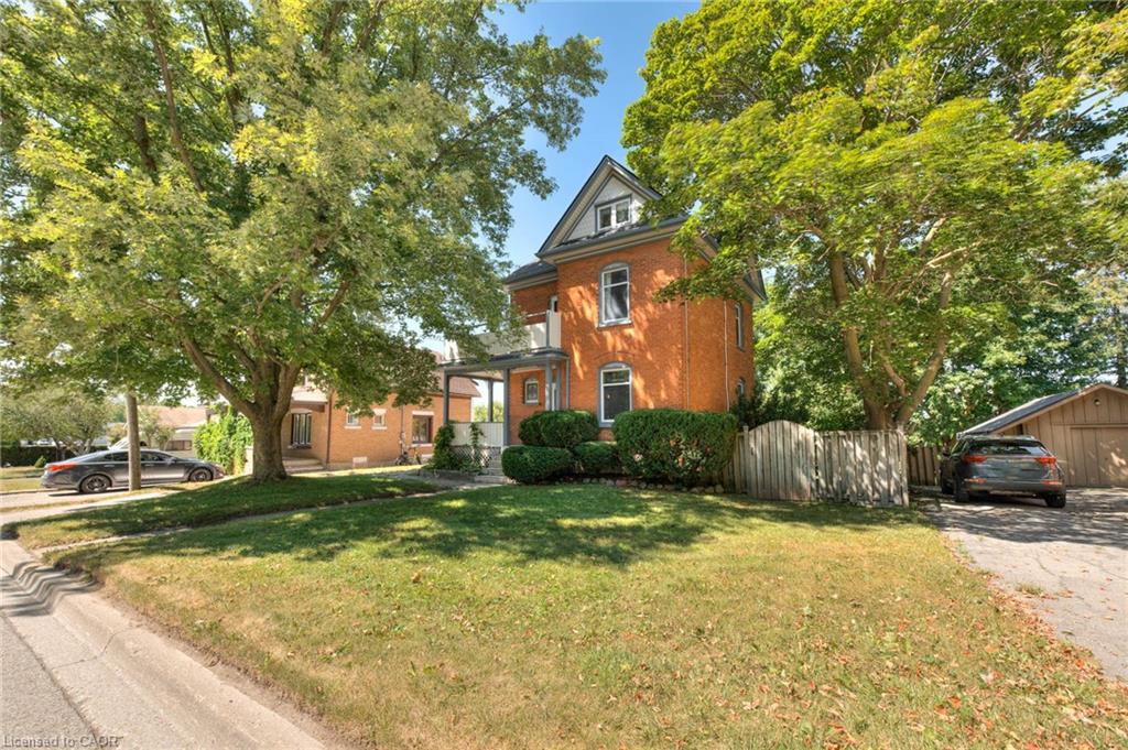 26 Arthur Street N Property Photo 46