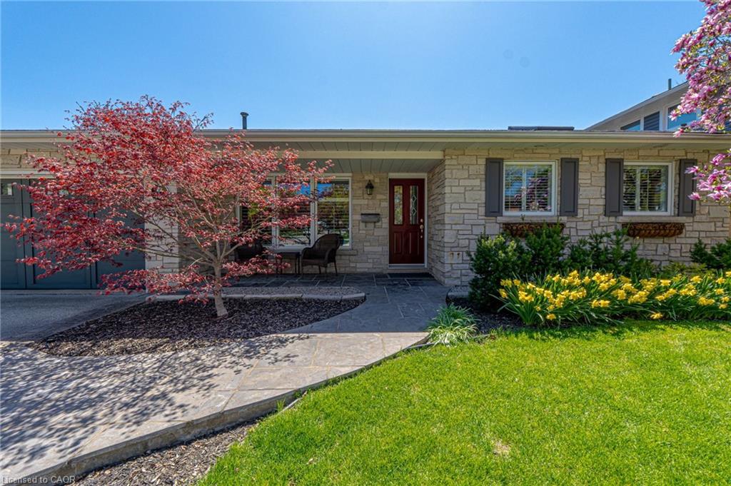 298 Glen Afton Drive Property Photo 3