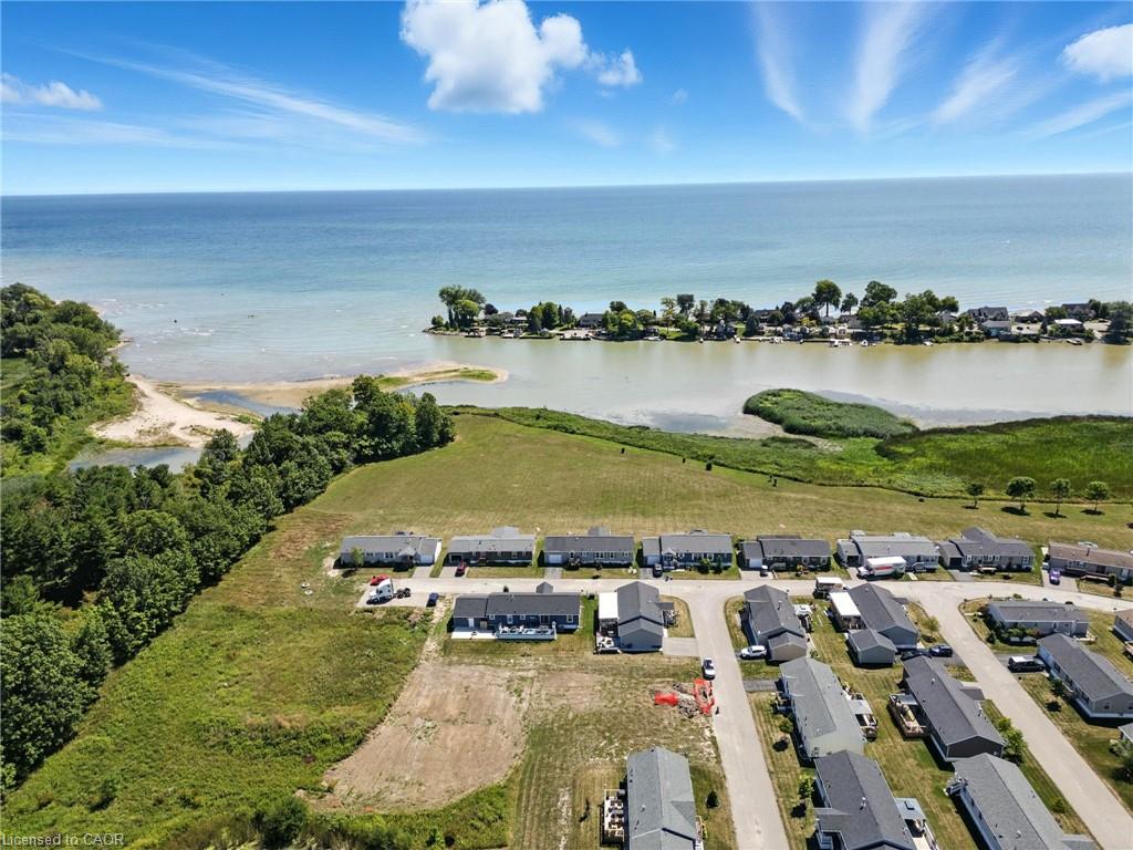 55 Riverbend Crescent Property Photo 7