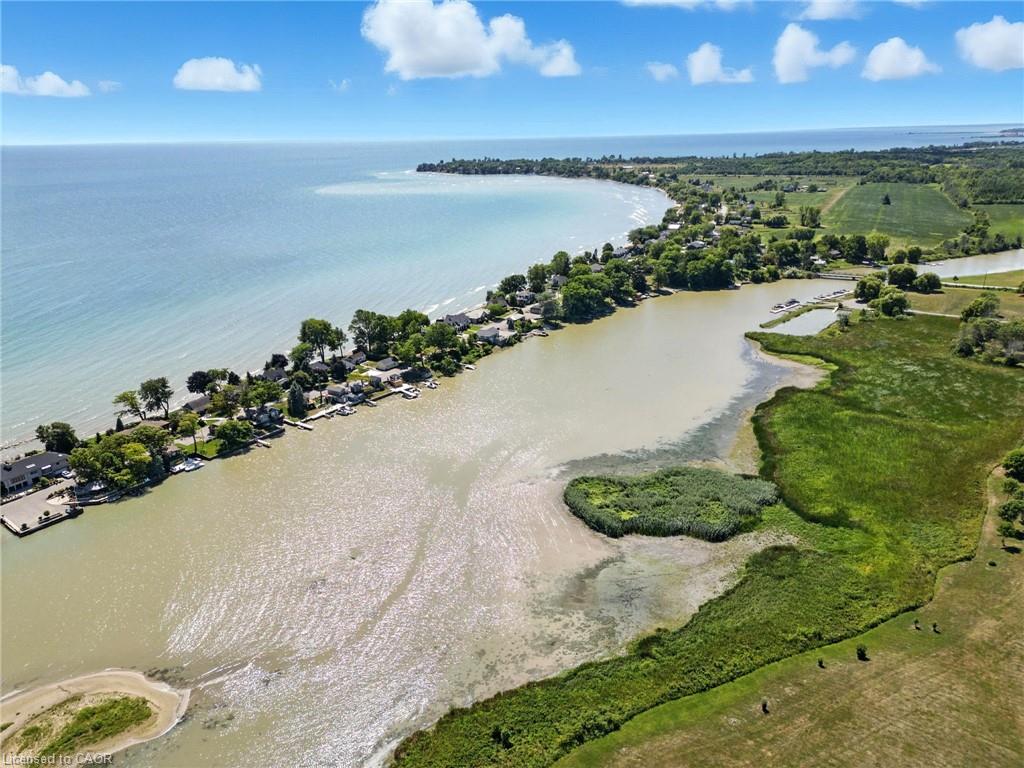 55 Riverbend Crescent Property Photo 9