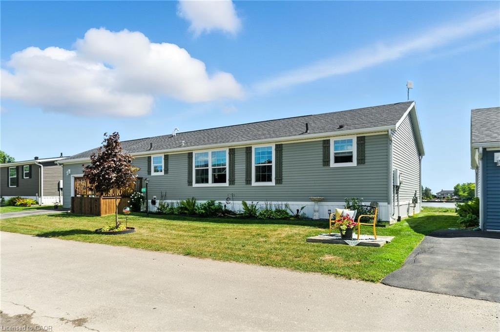 55 Riverbend Crescent Property Photo 12