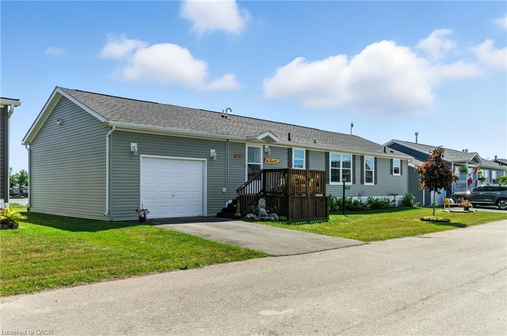 55 Riverbend Crescent Property Photo 13