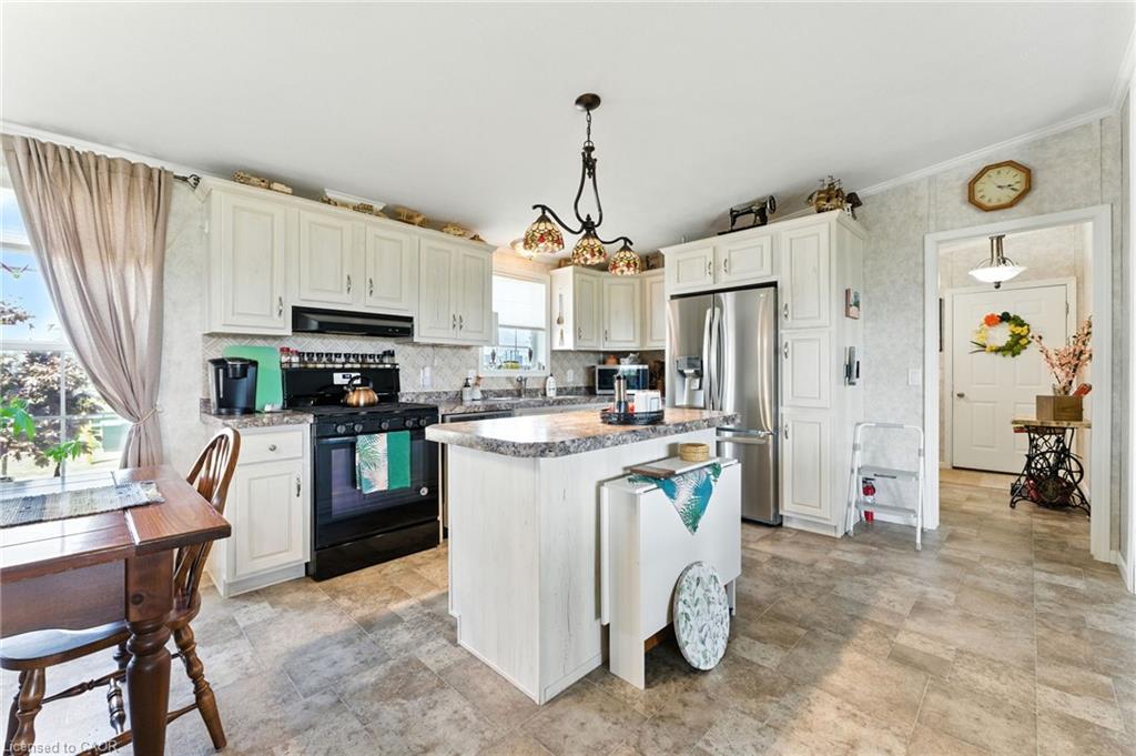 55 Riverbend Crescent Property Photo 23