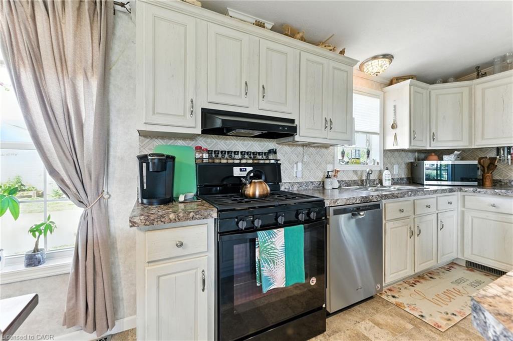 55 Riverbend Crescent Property Photo 24