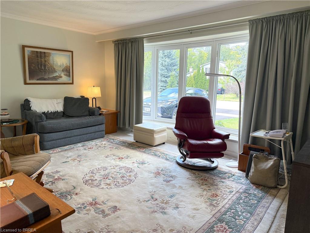 1232 Gainsborough Drive Property Photo 4