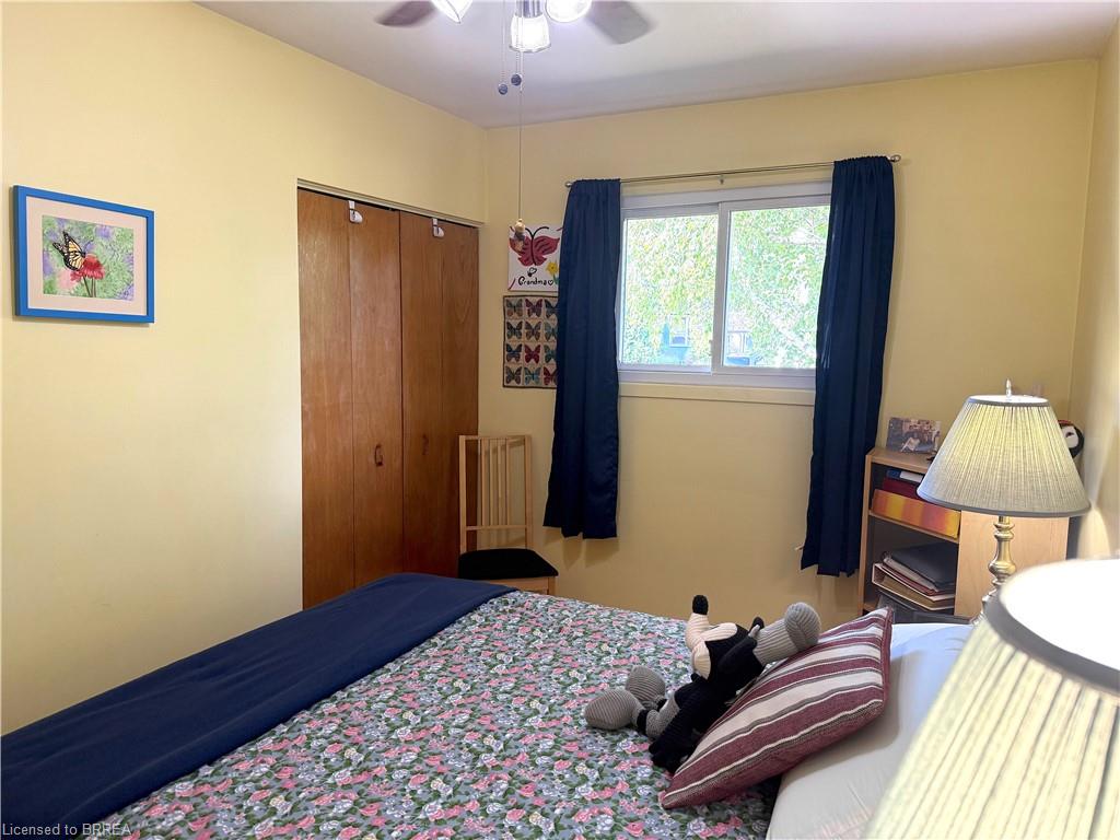 1232 Gainsborough Drive Property Photo 11