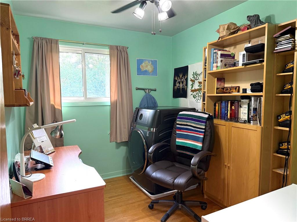 1232 Gainsborough Drive Property Photo 12