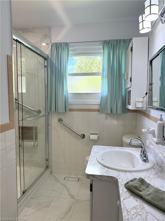 1232 Gainsborough Drive Property Photo 13