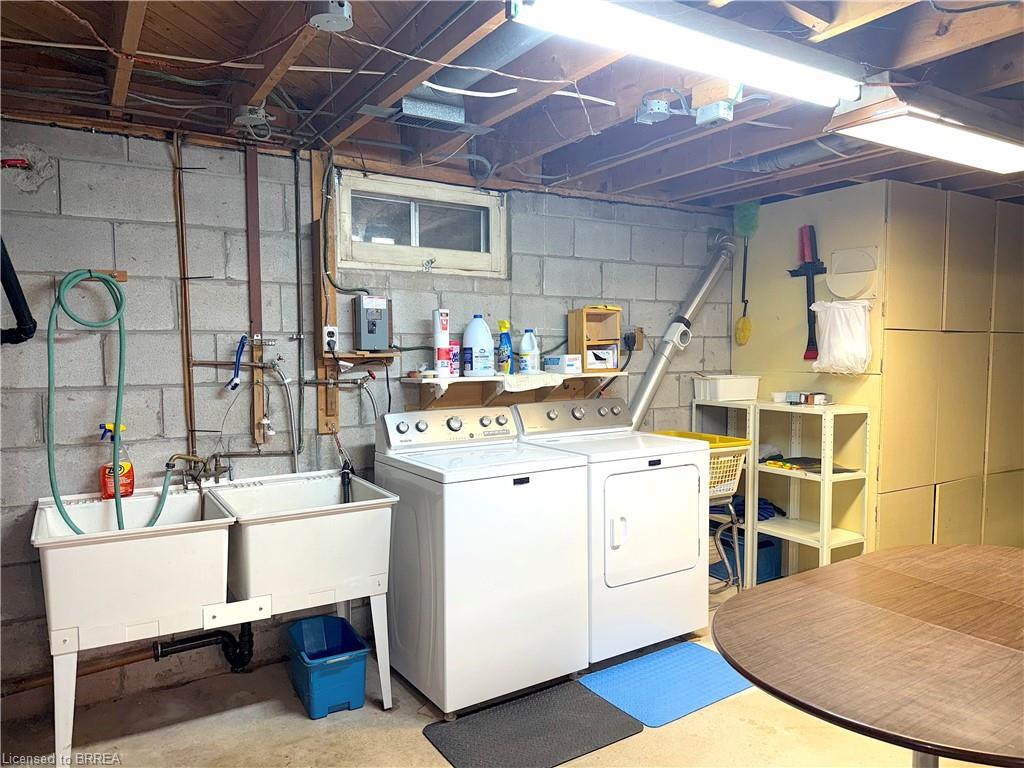 1232 Gainsborough Drive Property Photo 21