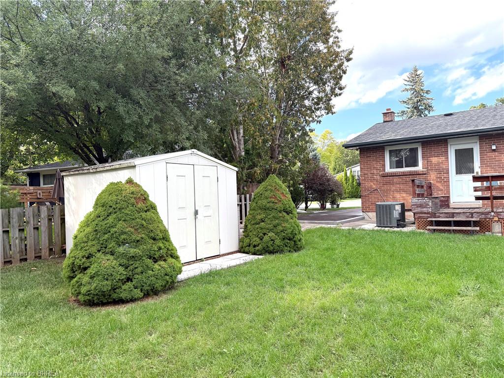 1232 Gainsborough Drive Property Photo 23