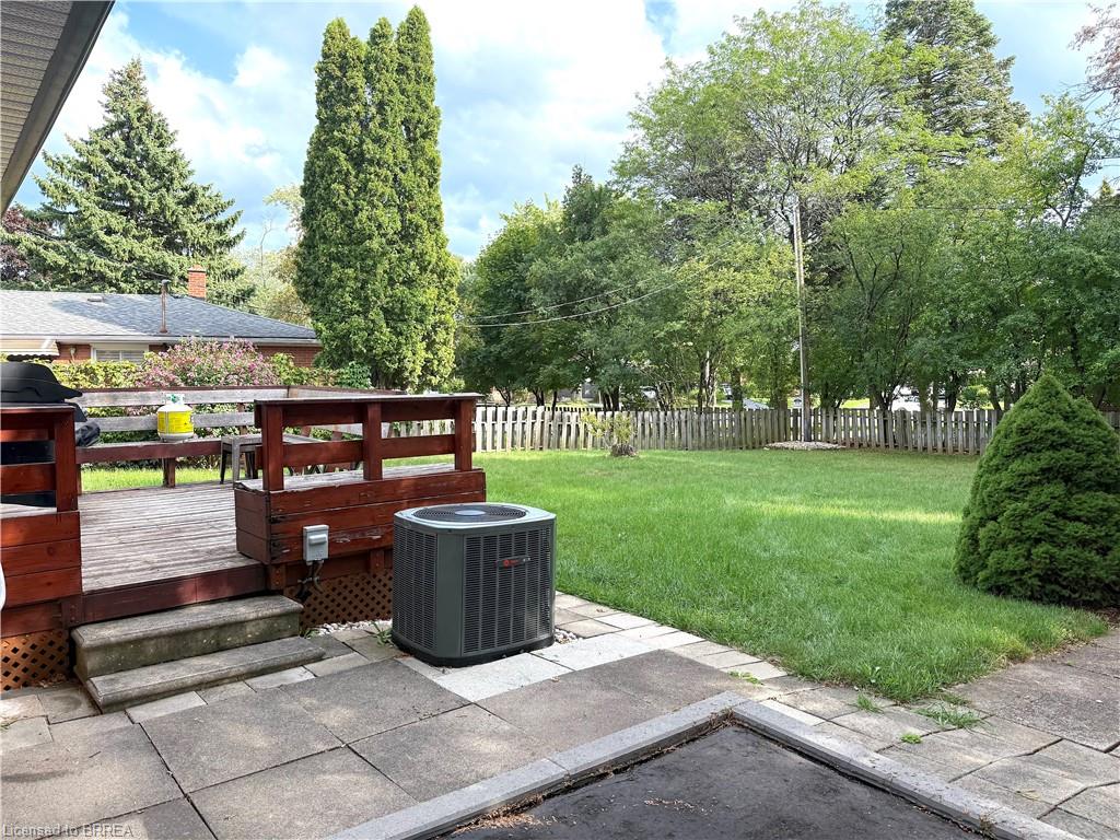 1232 Gainsborough Drive Property Photo 24