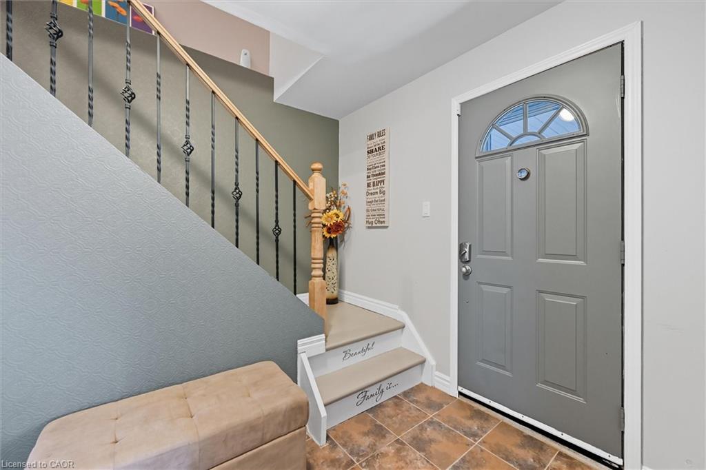 107 Billington Crescent Property Photo 7