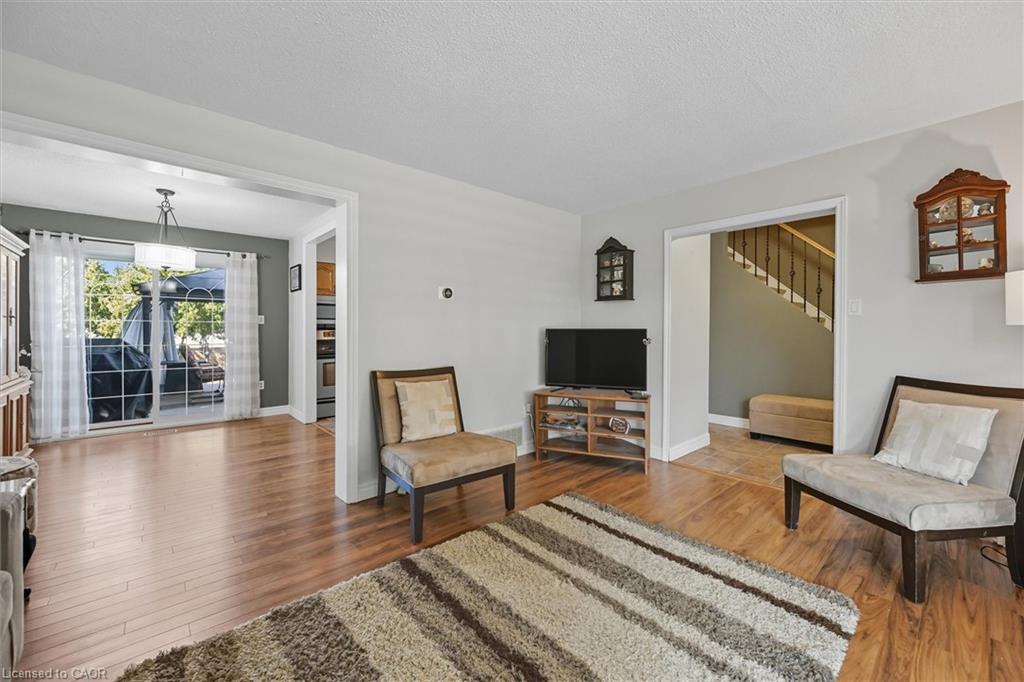 107 Billington Crescent Property Photo 10