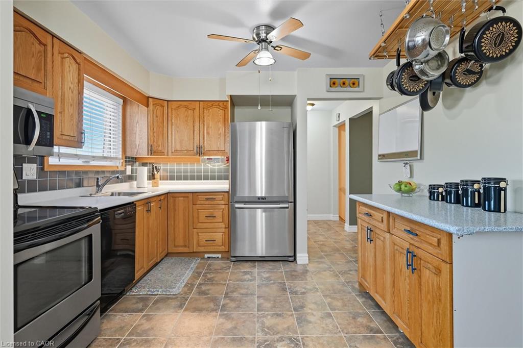 107 Billington Crescent Property Photo 18