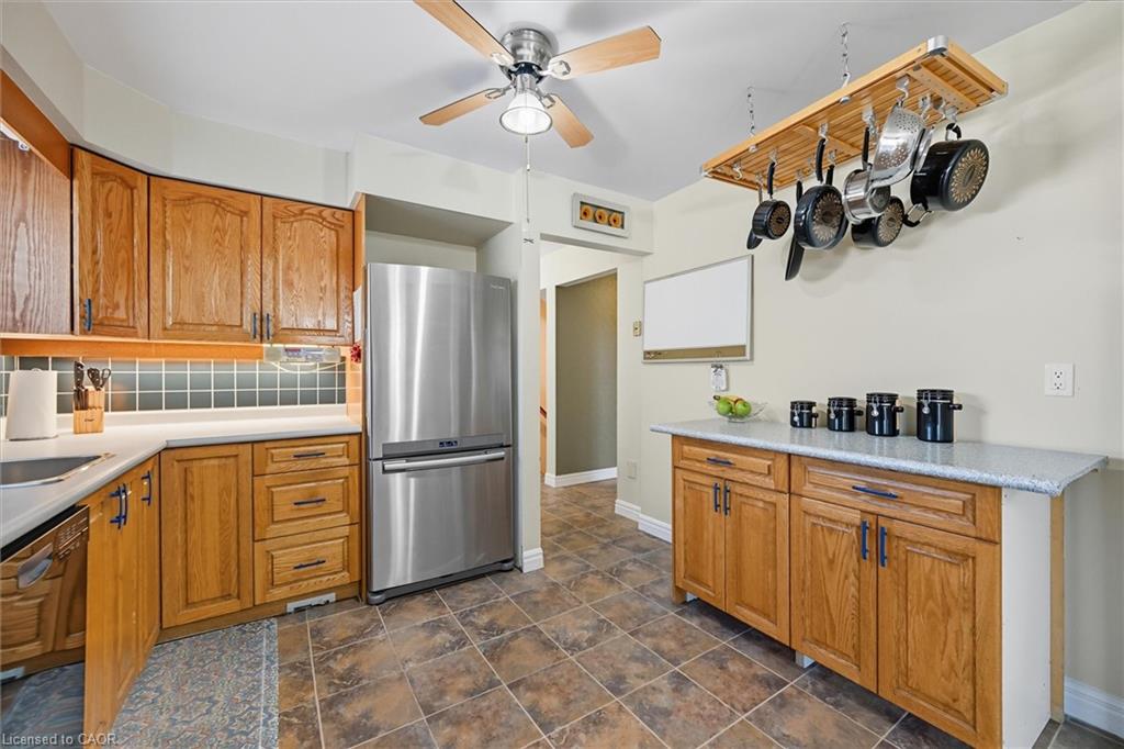 107 Billington Crescent Property Photo 19