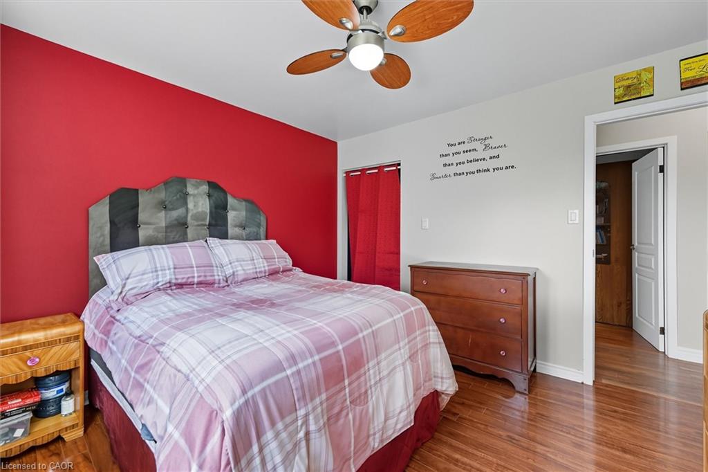 107 Billington Crescent Property Photo 24