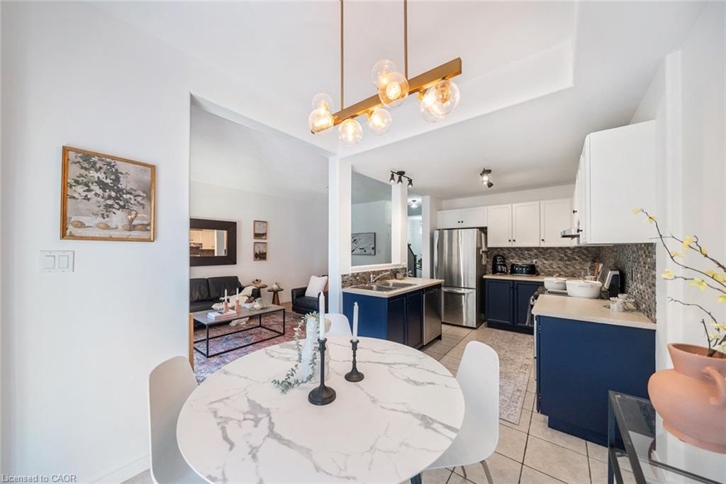 4-10 Liddycoat Lane Property Photo 19