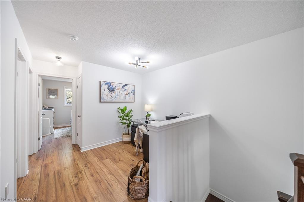 4-10 Liddycoat Lane Property Photo 24