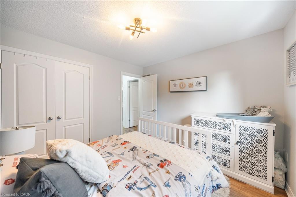 4-10 Liddycoat Lane Property Photo 33