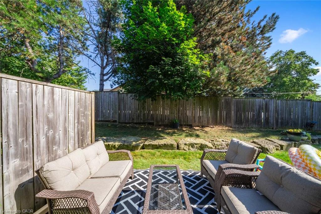 4-10 Liddycoat Lane Property Photo 35