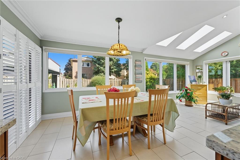 3043 Vanderbilt Road Property Photo 9