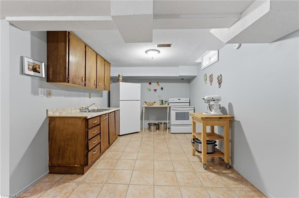 3043 Vanderbilt Road Property Photo 25