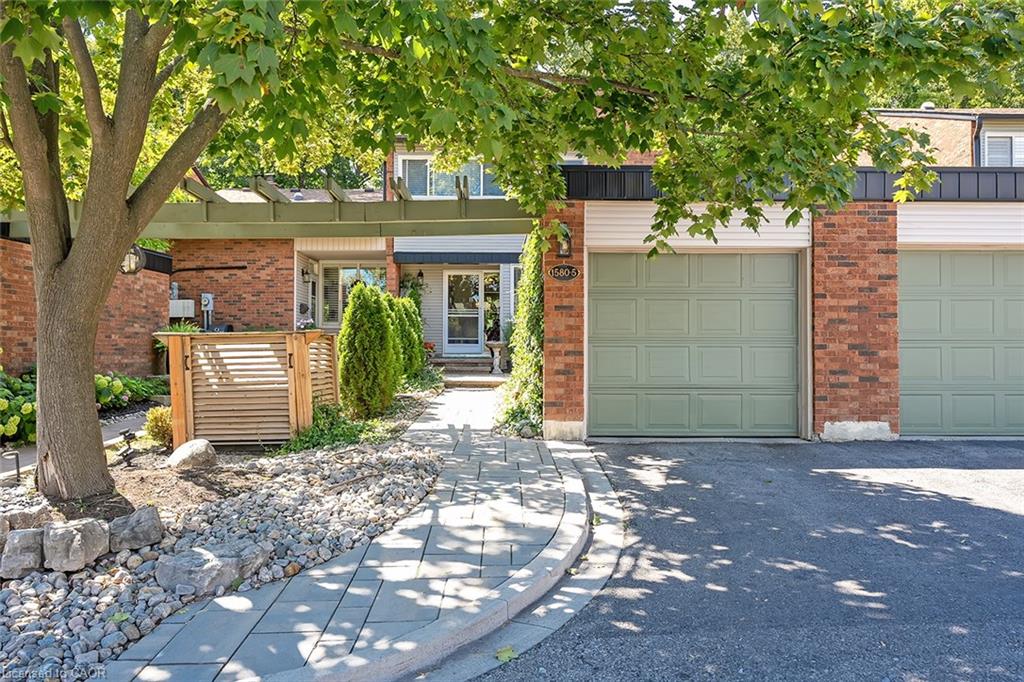 5-1580 Kerns Road Property Photo 1