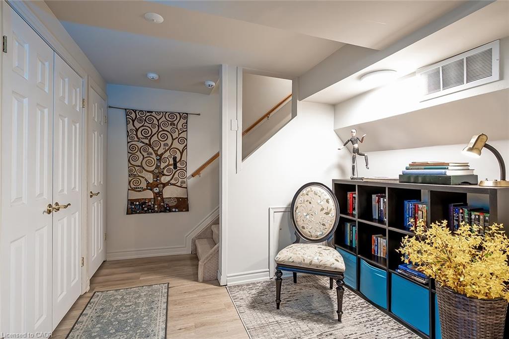 5-1580 Kerns Road Property Photo 27