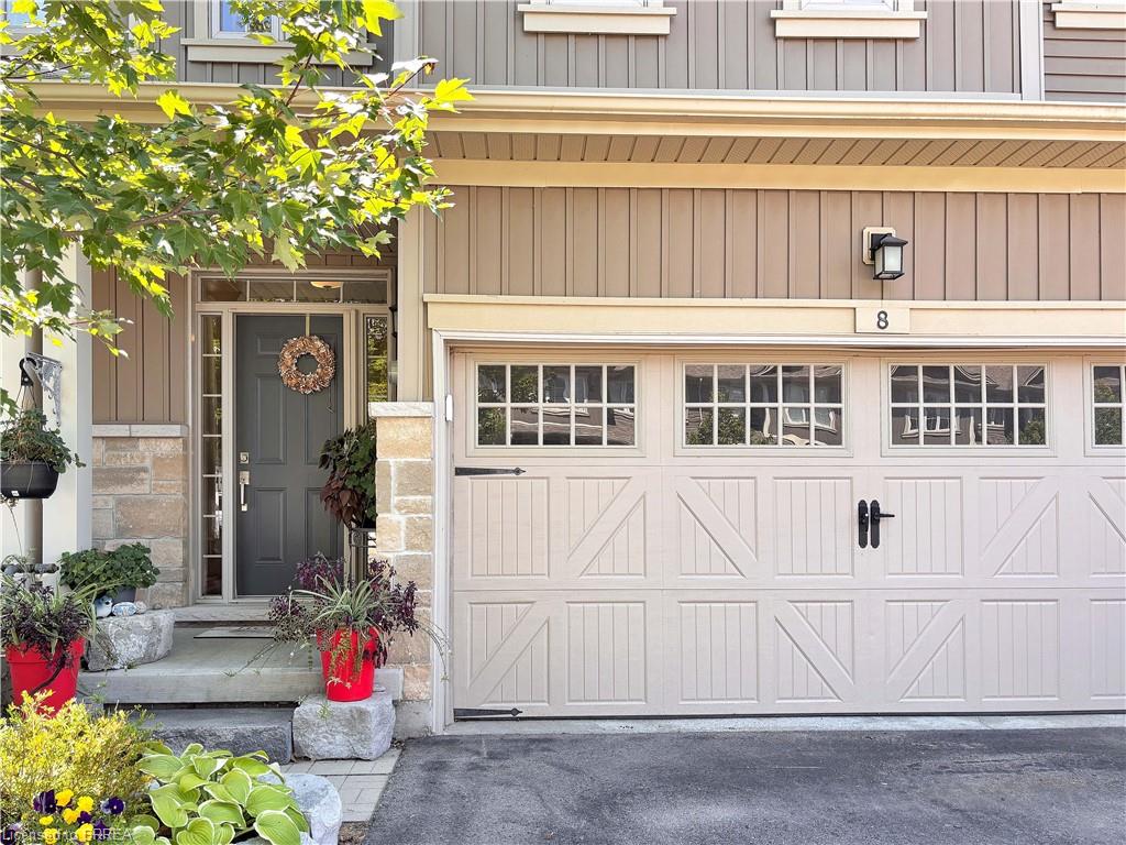 8-80 Willow Street Property Photo 2