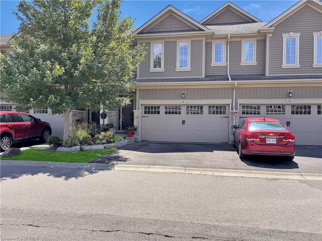 8-80 Willow Street Property Photo 4