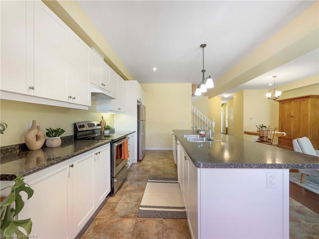 8-80 Willow Street Property Photo 10