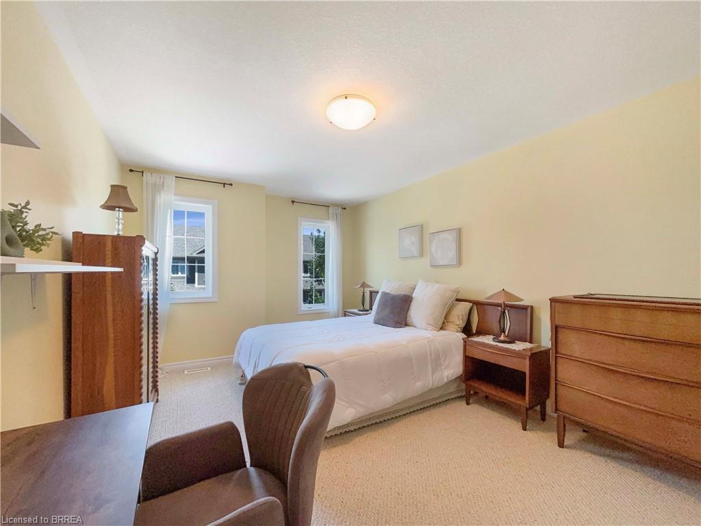 8-80 Willow Street Property Photo 19