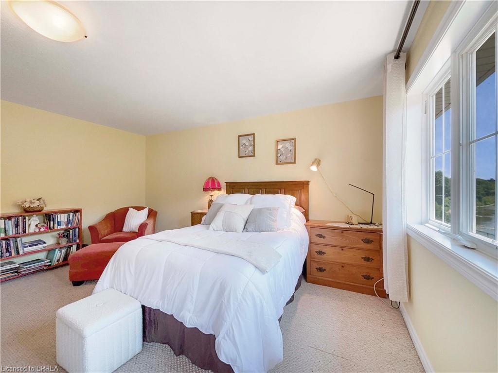 8-80 Willow Street Property Photo 24