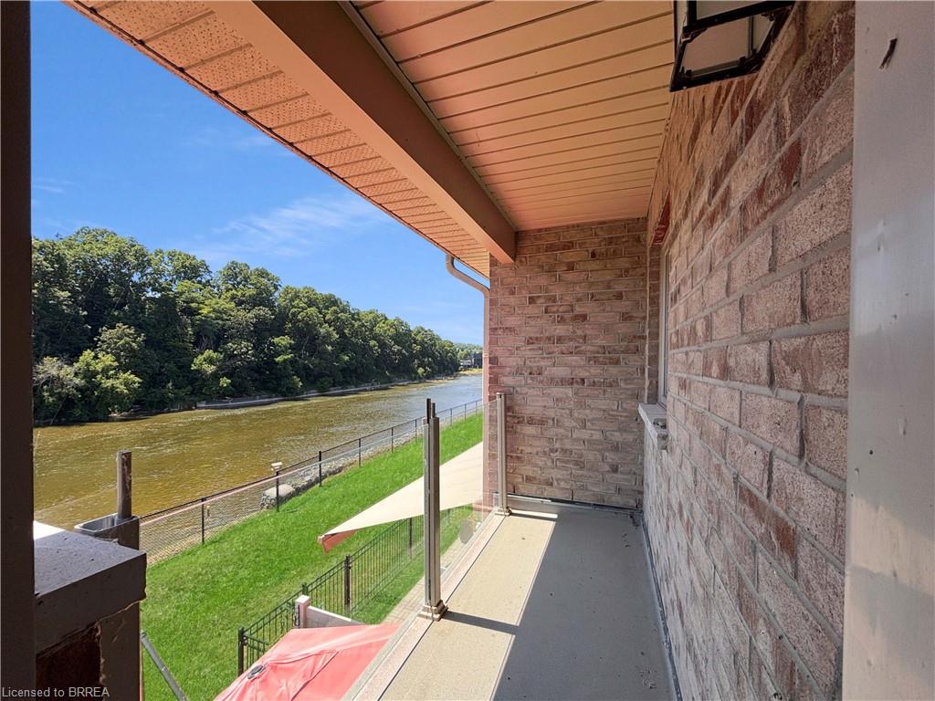 8-80 Willow Street Property Photo 25