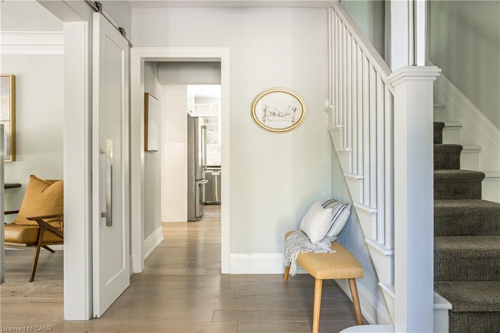 3 Oakwood Place Property Photo 2