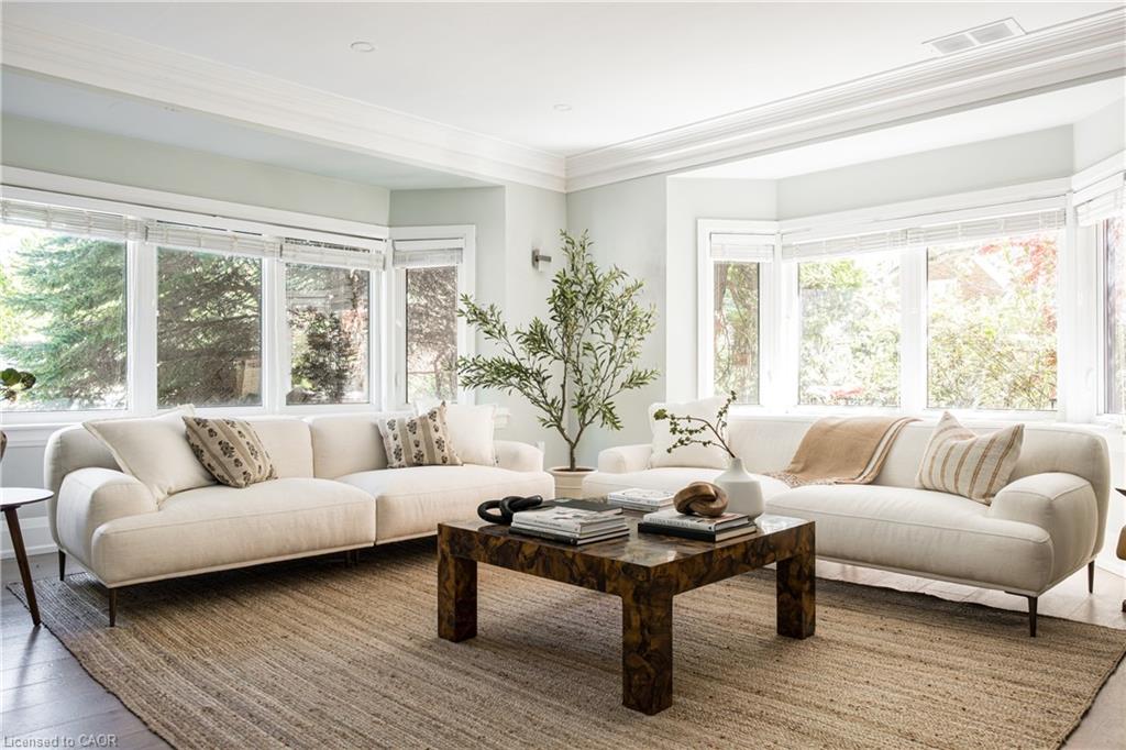 3 Oakwood Place Property Photo 4