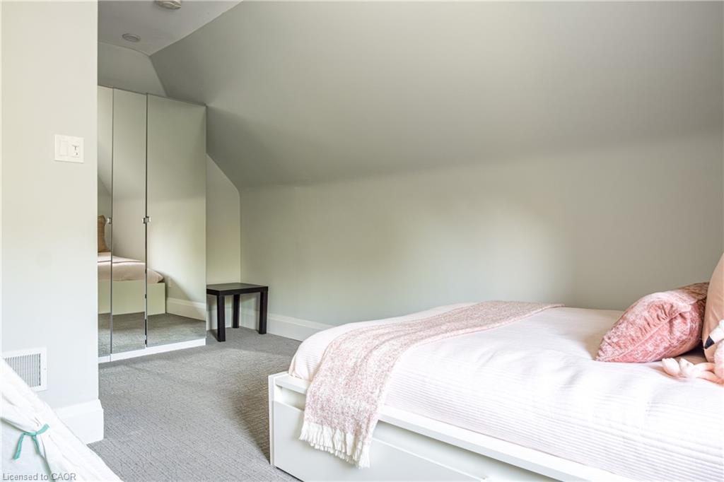 3 Oakwood Place Property Photo 30