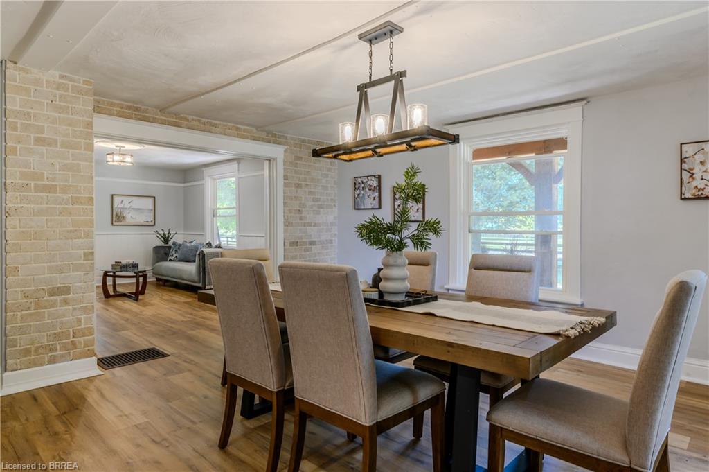 2884 Cockshutt Road Property Photo 12