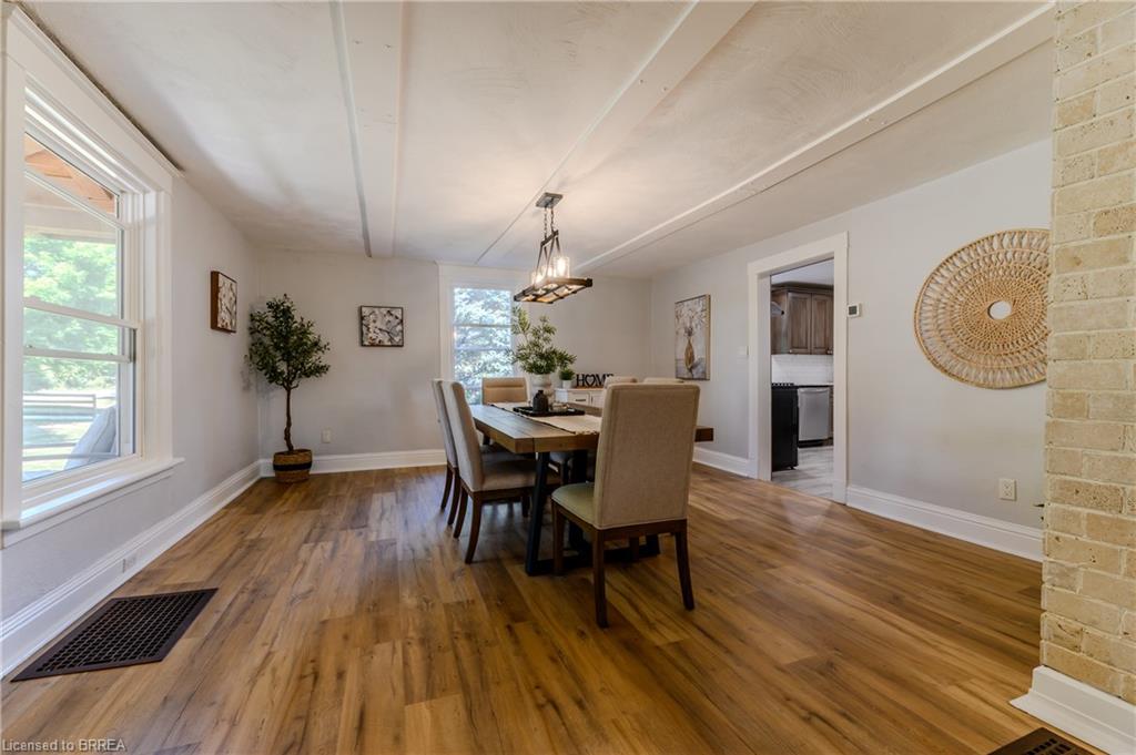 2884 Cockshutt Road Property Photo 13