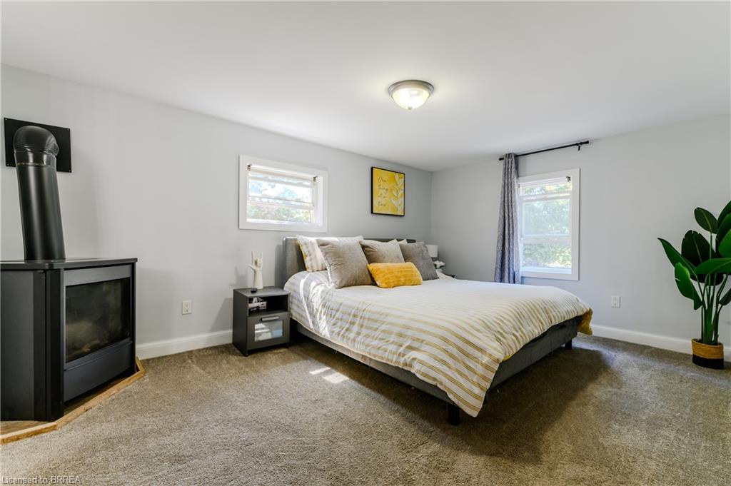 2884 Cockshutt Road Property Photo 28