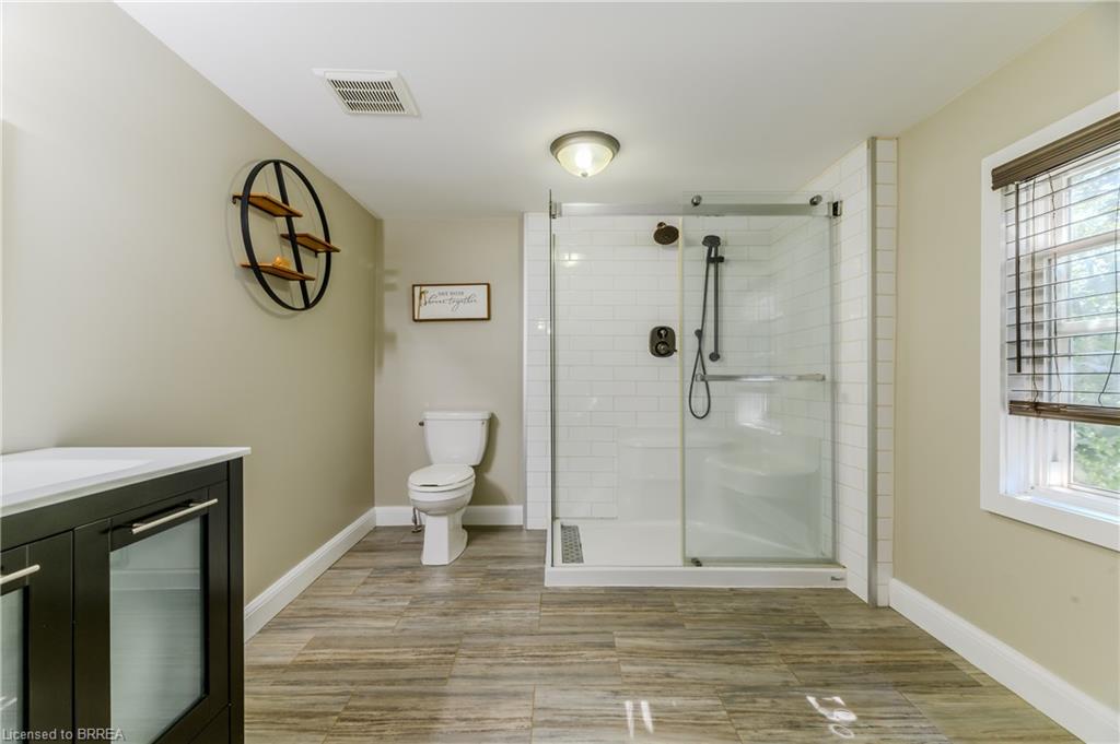 2884 Cockshutt Road Property Photo 33