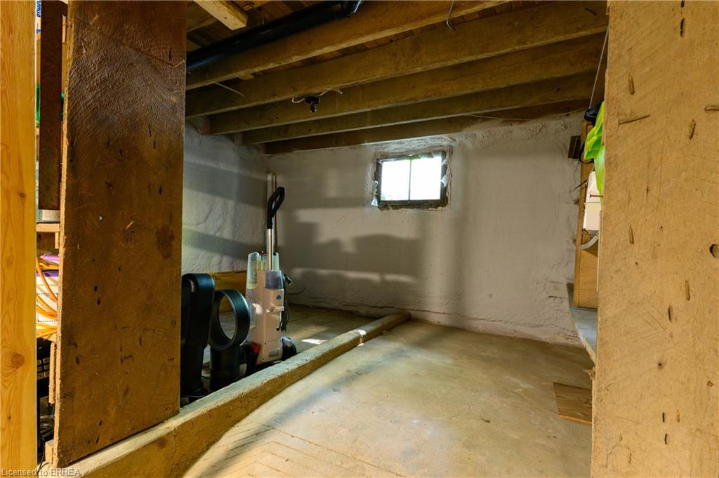 2884 Cockshutt Road Property Photo 41