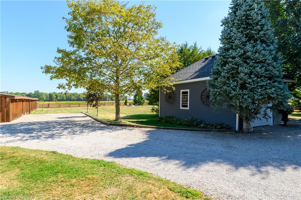 2884 Cockshutt Road Property Photo 42