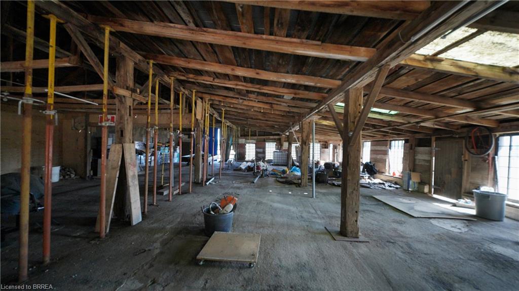 2884 Cockshutt Road Property Photo 48