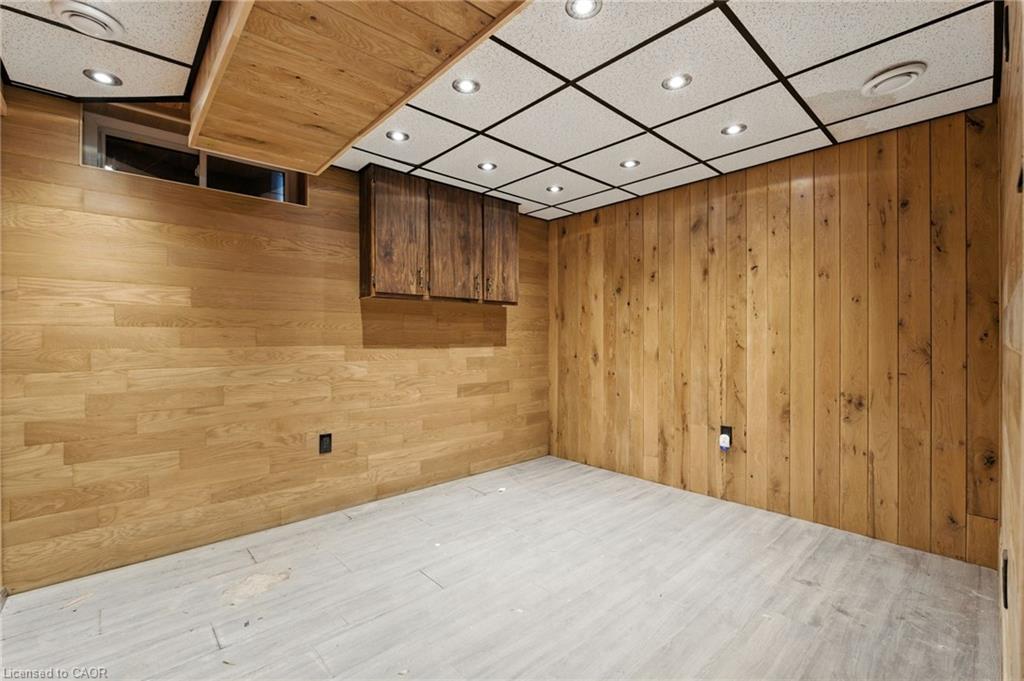 64 Wilmot Street S Property Photo 19