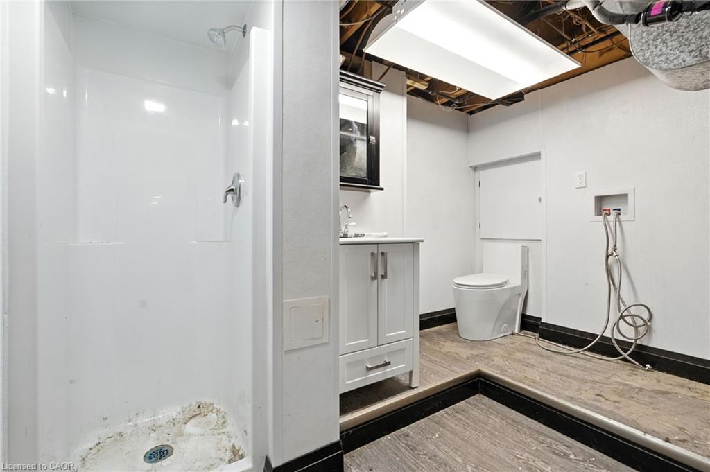 64 Wilmot Street S Property Photo 21