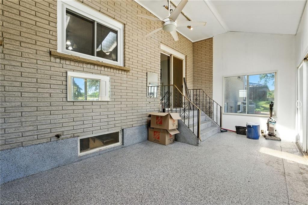 64 Wilmot Street S Property Photo 26