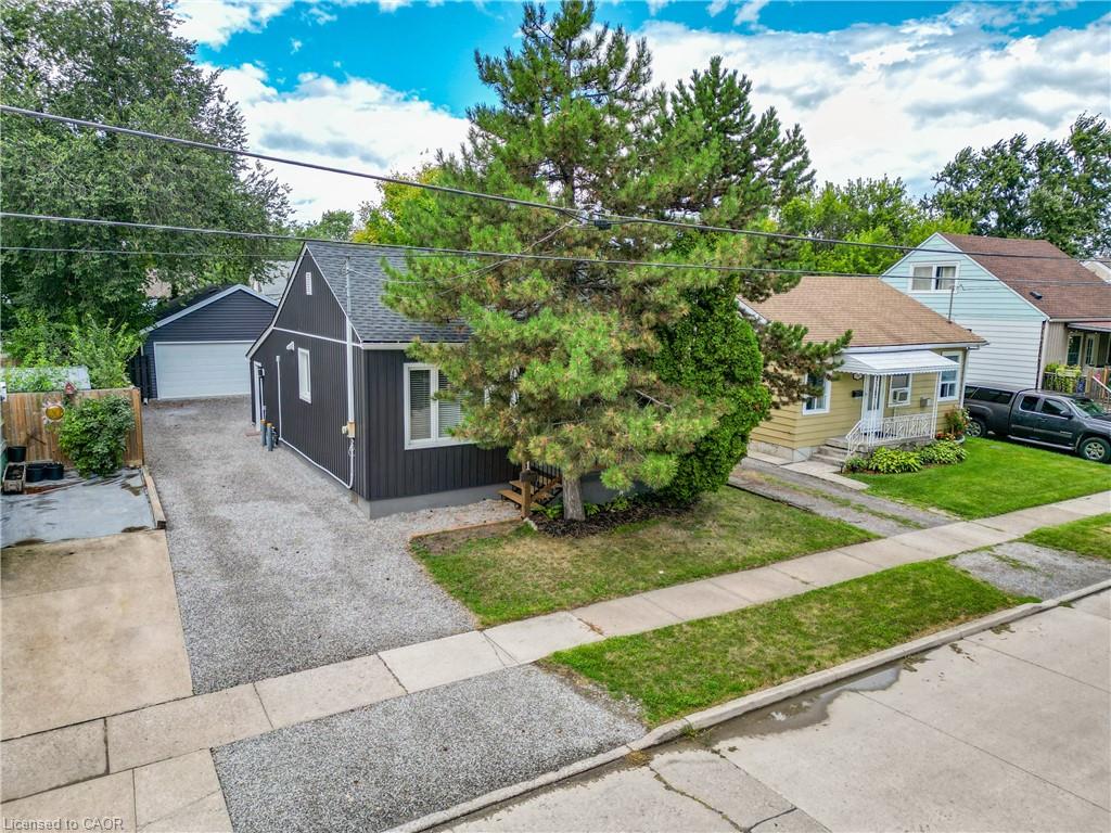 1 Waverley Road Property Photo 22