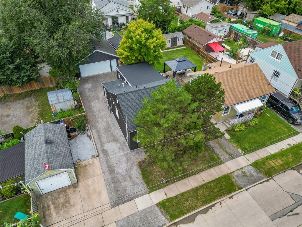 1 Waverley Road Property Photo 23